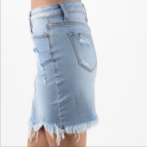 Light Wash Denim Fringe Mini Skirt - Picture 4 of 11